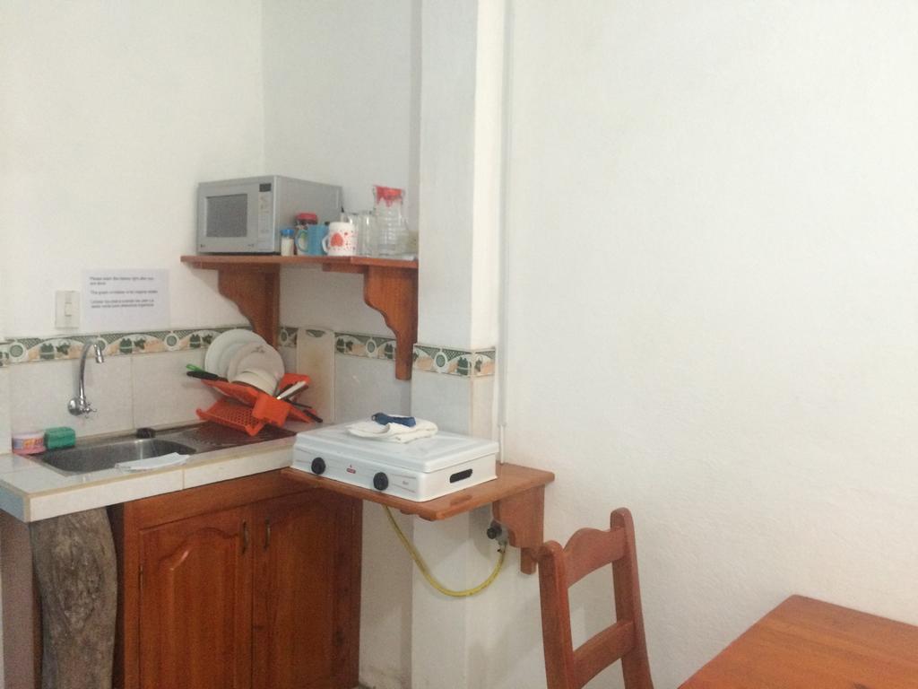 Galapagos Best Hostel Puerto Ayora  Ruang foto
